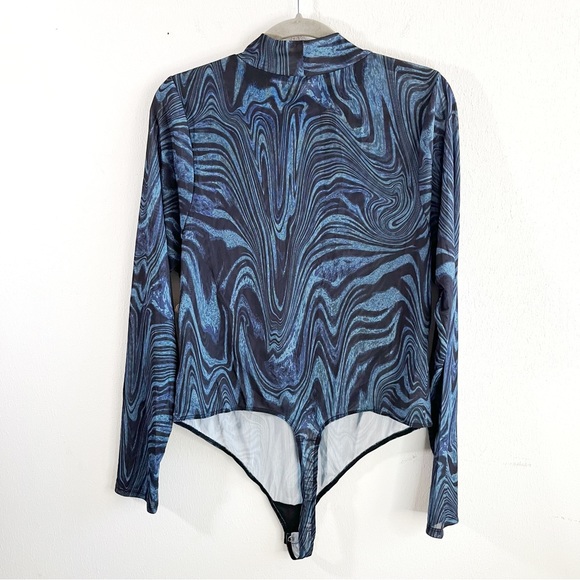 Good American Bodysuit Blue Black Ink Swirl Mesh Mock Neck Bodysuit Sz 2X(5) NWT - Picture 9 of 15